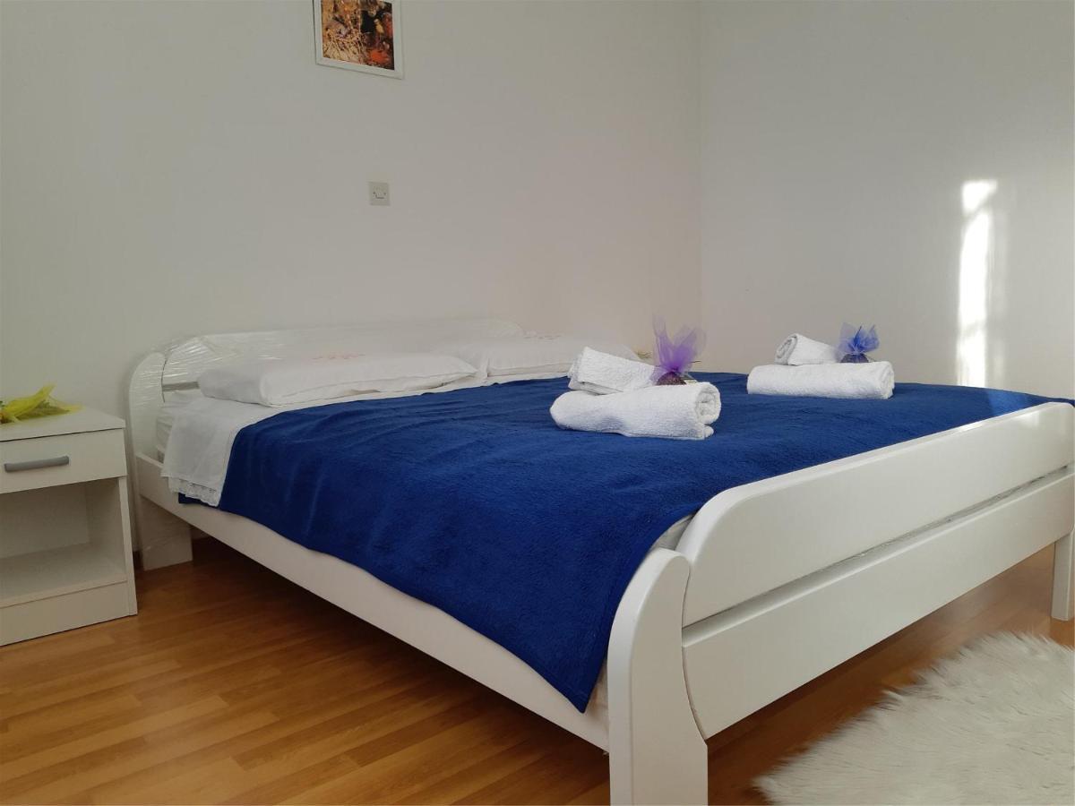 Apartments Gaj Brodarica  Exterior photo